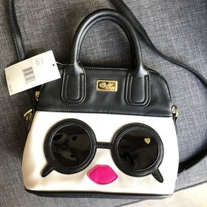 BETSEY J💋LBdex Heart Sunglass Satchel Crossbody💋